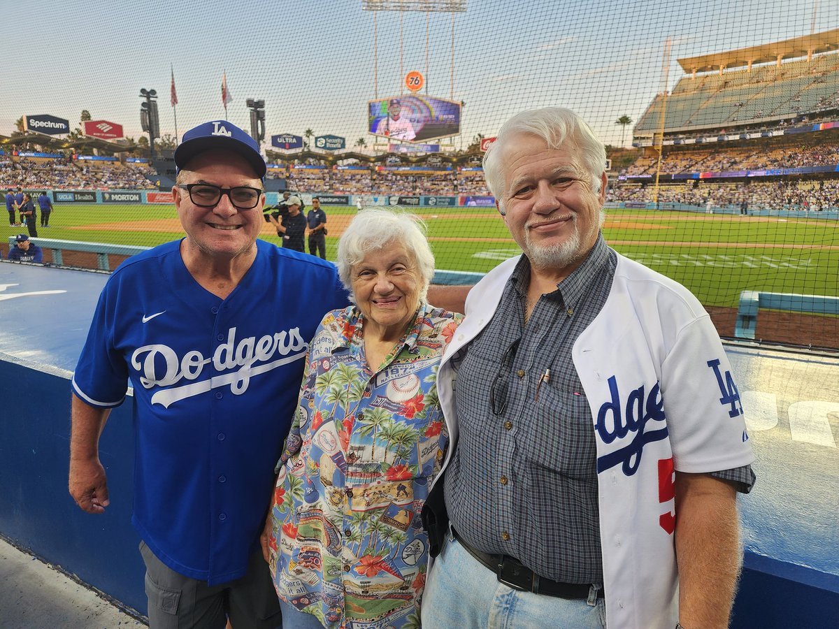 pokeracademy's tweet photo. #ITFDB #LetsGoDodgers #LADvATL https://t.co/fYXbe8sl3q