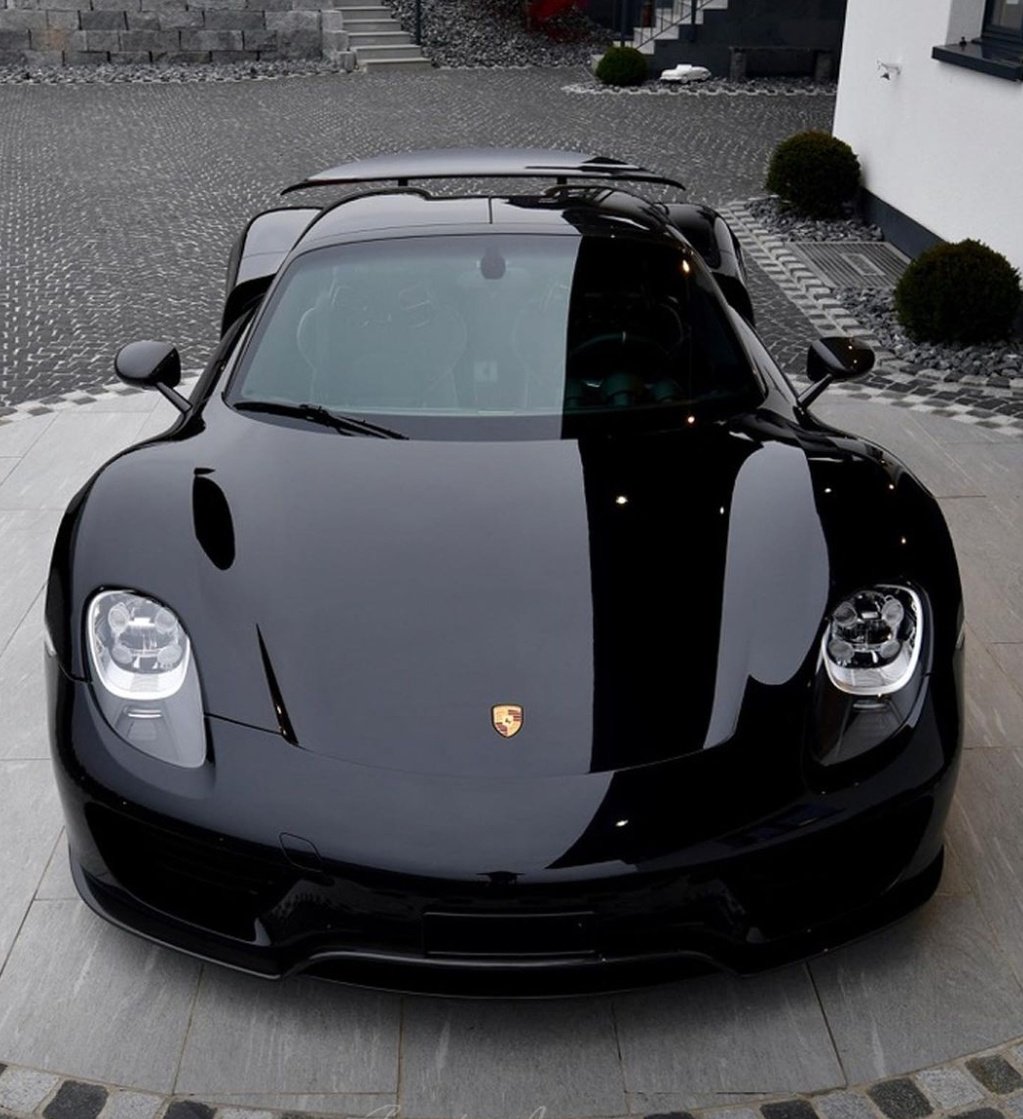 Porsche 918