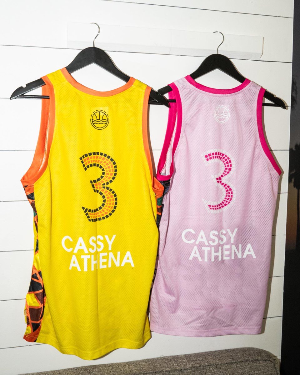 Cassy Athena 📸 tweet media