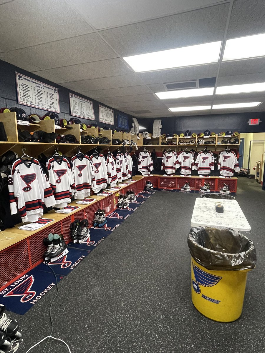 JrBluesHockey's tweet image. Locker Room is ready for our first Exhibition game tomorrow night vs. Missouri State ACHA D1 team. Puck Drop is 8:00pm. 🏒 #LetsGoBlues #PlayForTheLegacy #JrNotes @NA3HL