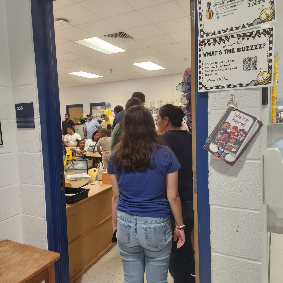 Mrs. Mills tweet media