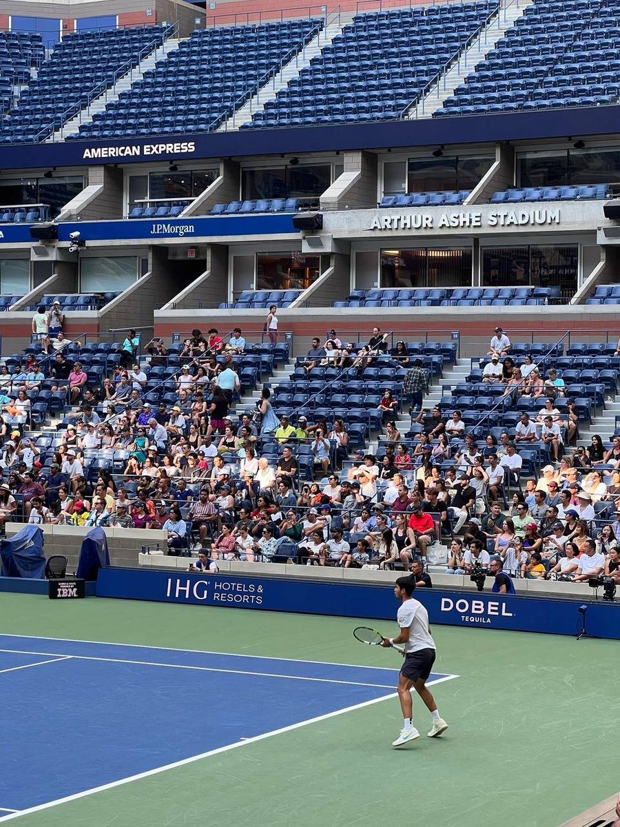 pywzjph4xqw's tweet image. US Open Fan Week 🎾
