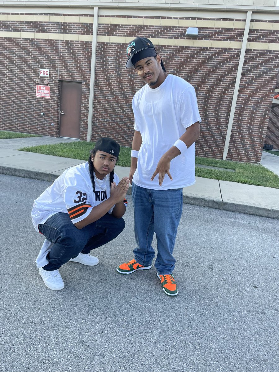 Kendall Rae tweet media