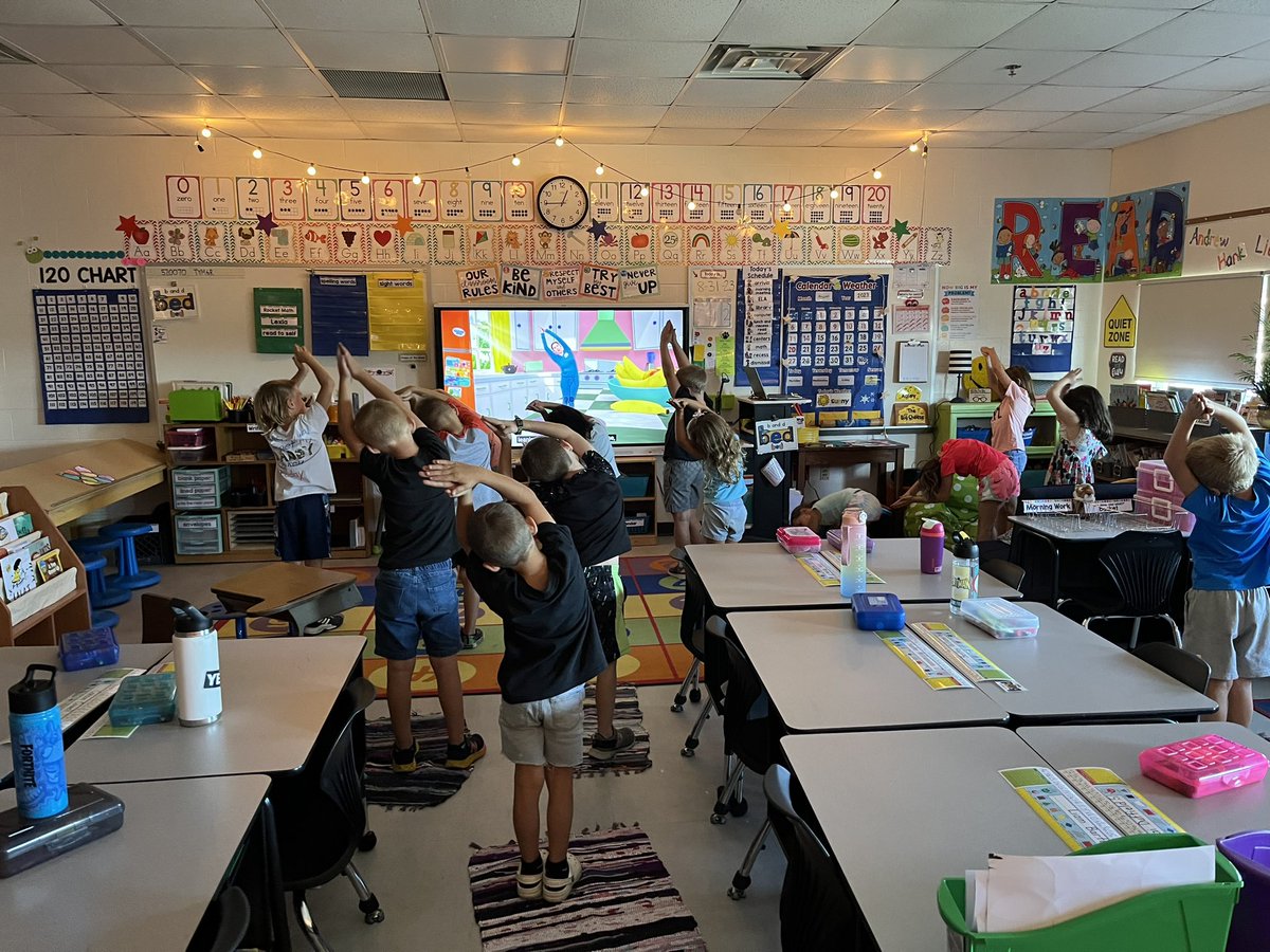 stephalvey's tweet photo. Working out with cosmic kids yoga in 1st grade! Thanks for keeping us moving with Workout Wednesday, Mr. Bricker!
#ibtigerpride
@IBES_PE https://t.co/nYAYhh5dRu