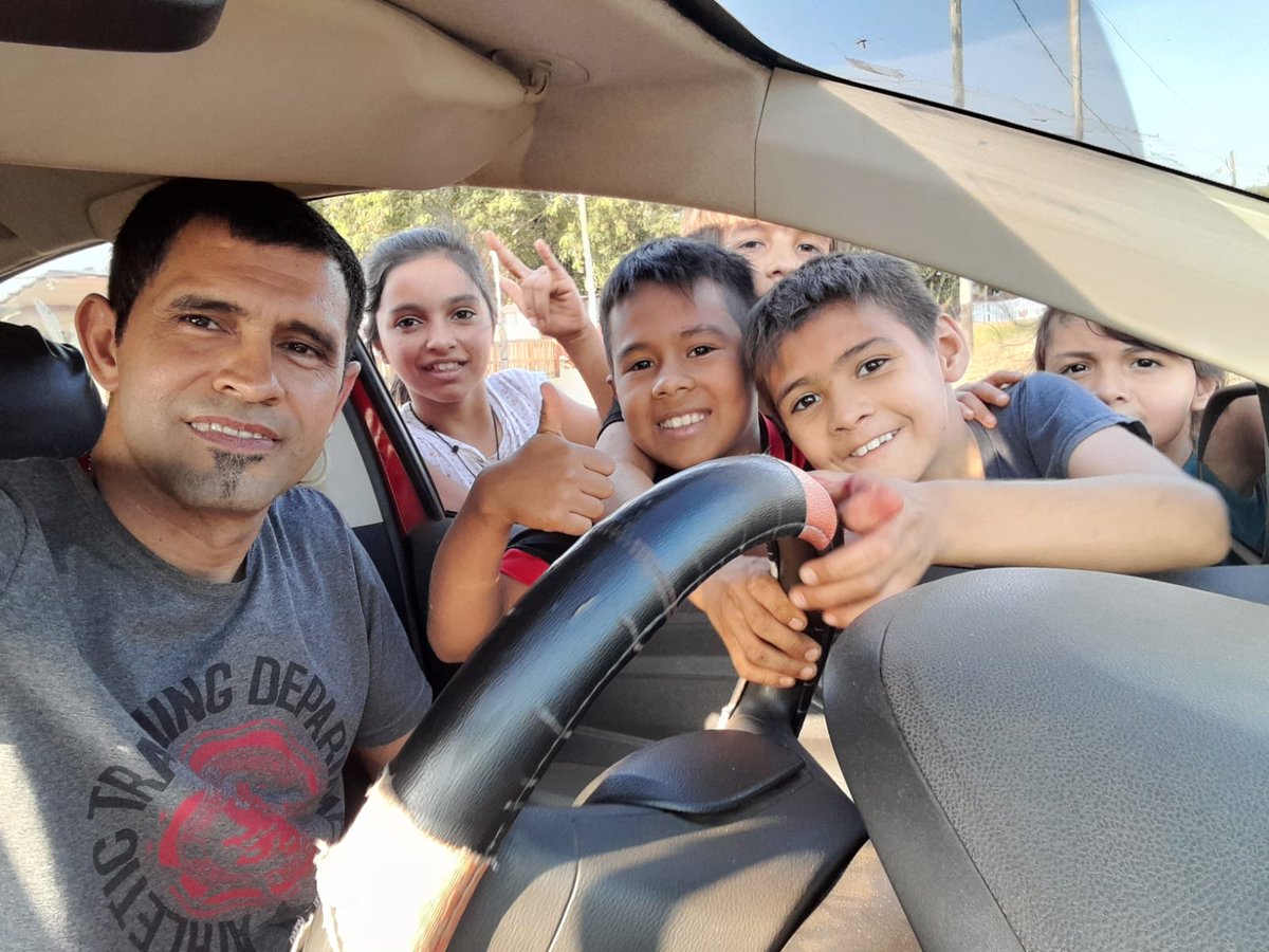 soyparte268984's tweet photo. 🏃‍♂️🏃‍♀️Enriquecedora tarde junto a los jóvenes del Comedor de Francisca. 
✨️Proporcionamos clases recreativas y deportivas que desempeñan un papel crucial en su desarrollo educativo integral. https://t.co/kFbYnR1eym