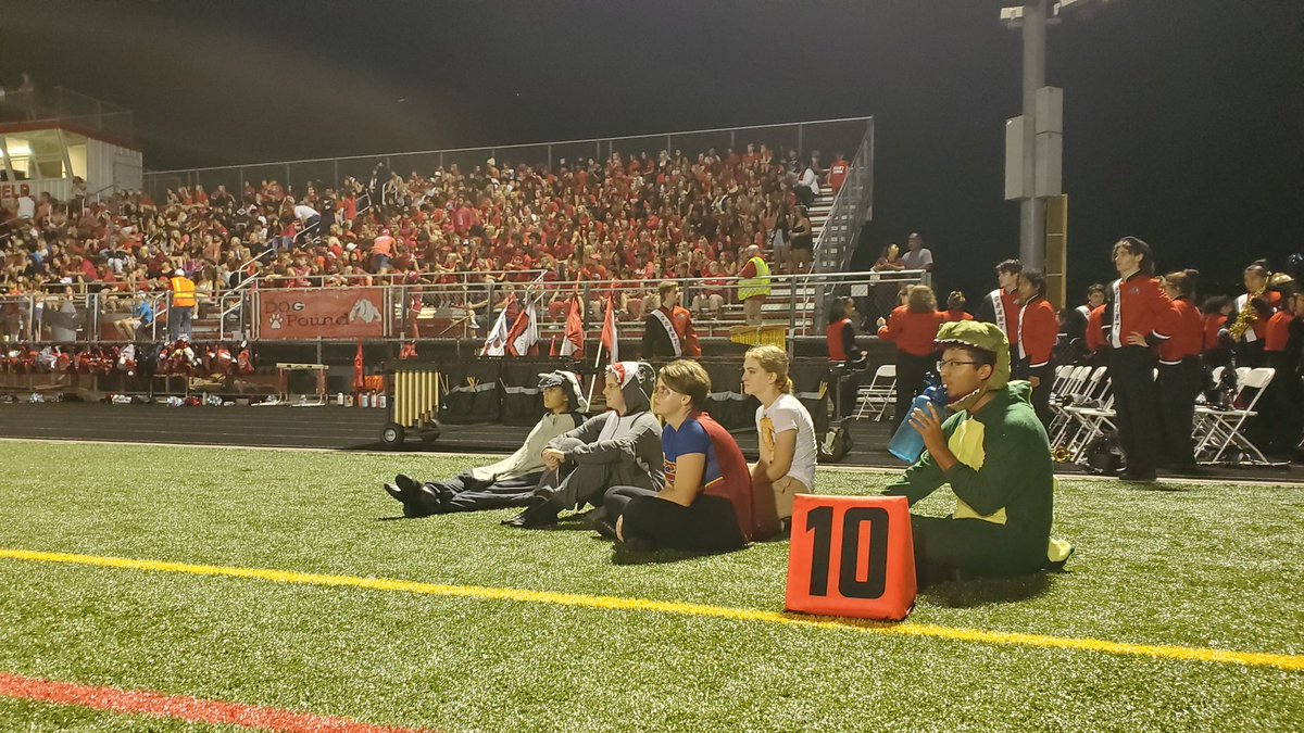 Winterguard2018's tweet photo. Throw back from our first football game performance! Outstanding job Color Guard! https://t.co/g0IUHNZt9r