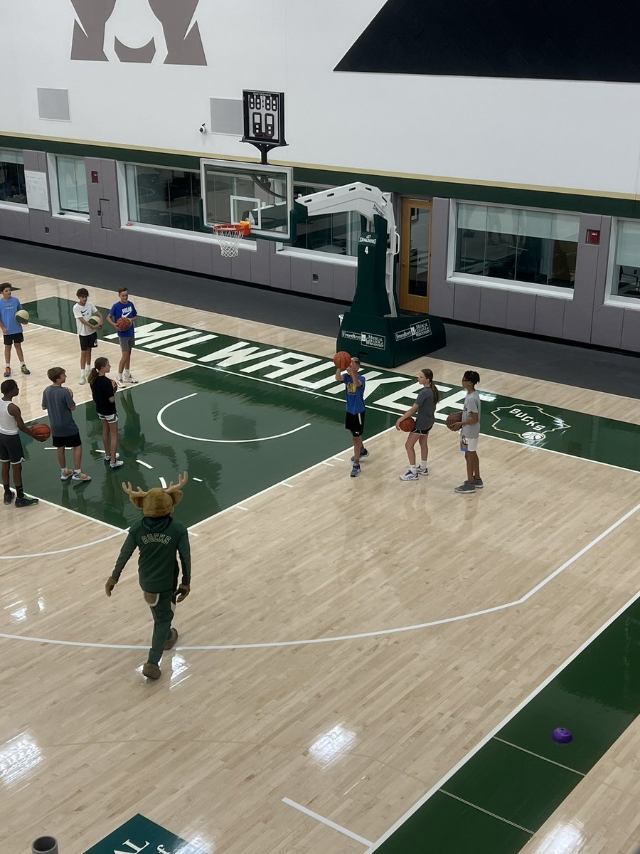 Thanks to @Brian_Butch and @BrianButchHoops for giving my 2 boys an awesome once in a lifetime opportunity at @Bucks practice facility. Thanks sponsors @IRONJOC and @Palermos_Pizza @TheGameMKE