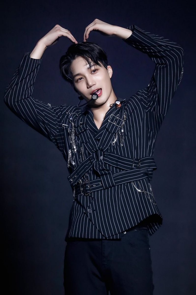 جونگین تایم تو ۱۱۴ امین روز بدون جونگین😭
jongin time 1:14  #KAI #카이