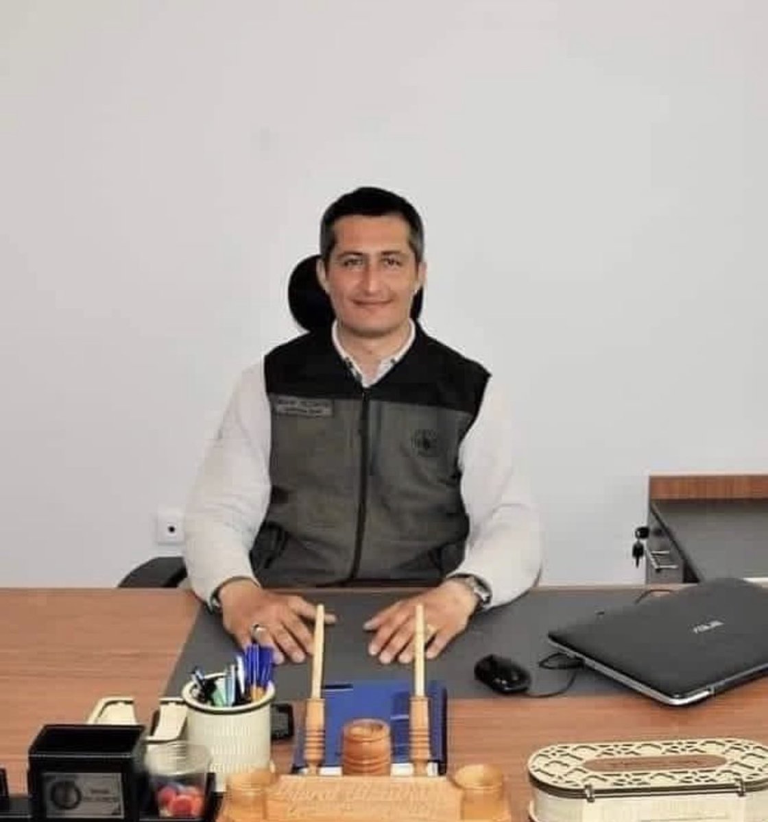 30.08.2023 Çarşamba günü Gedikoğlu Çiftliği Mevkinde meydana gelen orman yangınında yaralanan Orman İşletme Şefimiz Murat YILDIRIM, Şehid olmuştur.
Ailesi ve Orman Teşkilatımızın başı sağolsun. Mekanı cennet olsun İnşaallah.