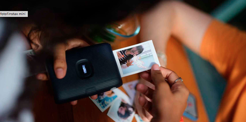 MixupTeam's tweet photo. Echa a volar tu imaginación e imprime tus momentos favoritos con la impresora Instax de #Fujifilm.
Lee todo sobre la Instax Mini Link 2 en nuestro #BlogMixup:
https://t.co/xG0o5ARvVZ https://t.co/CwYDeu4YCE