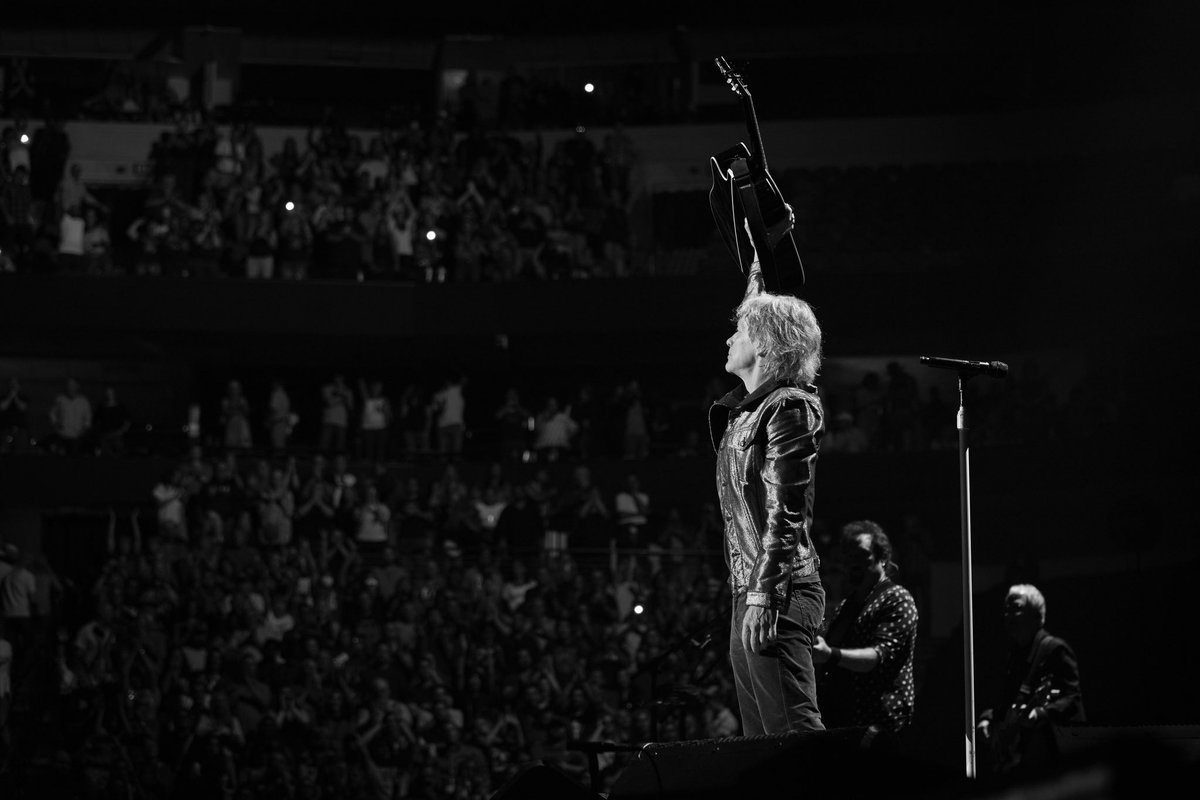 Bon Jovi tweet media