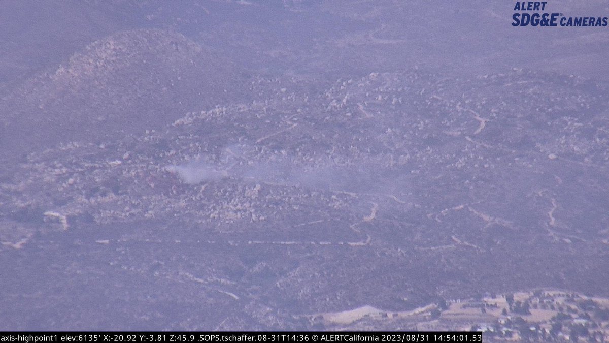 DanielFireTruck's tweet photo. #PowerlineFire Forward Progress has been stopped, Cancelling additional engines and dozers, just the structure that’s burning. https://t.co/lb5g4WzaQC