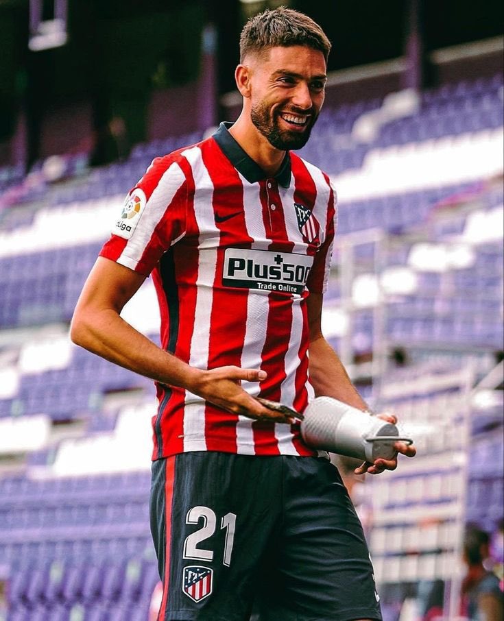 Eres leyenda de este club 

Muchas gracias Yannick ❤️