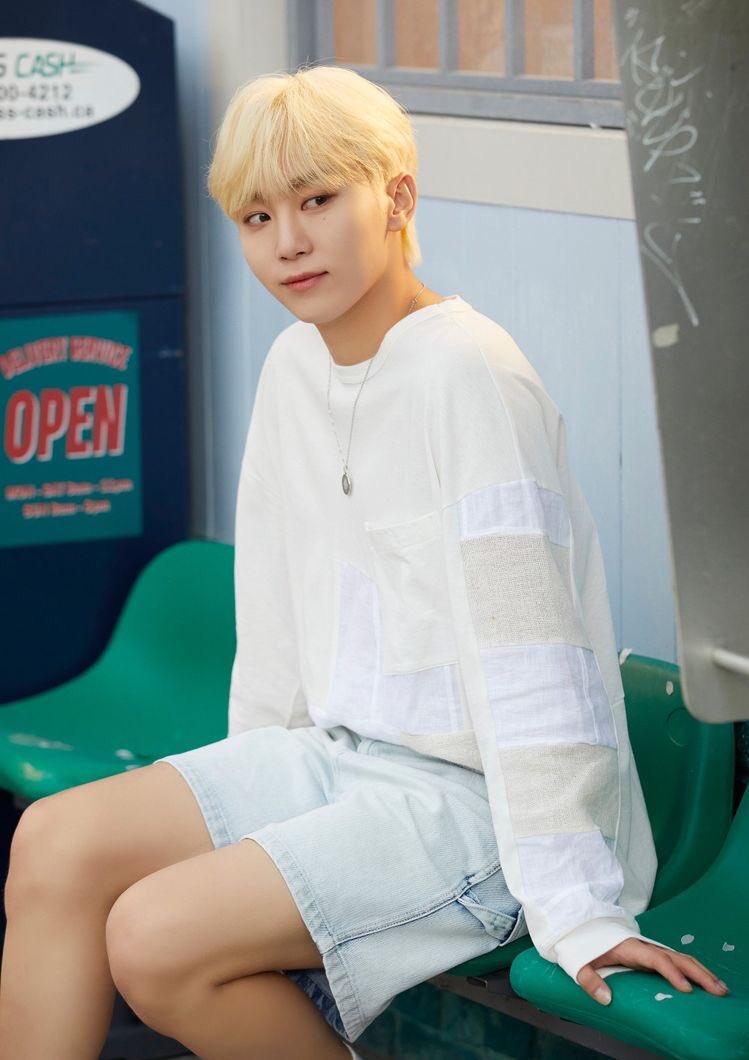 soft seungkwan pics tweet media