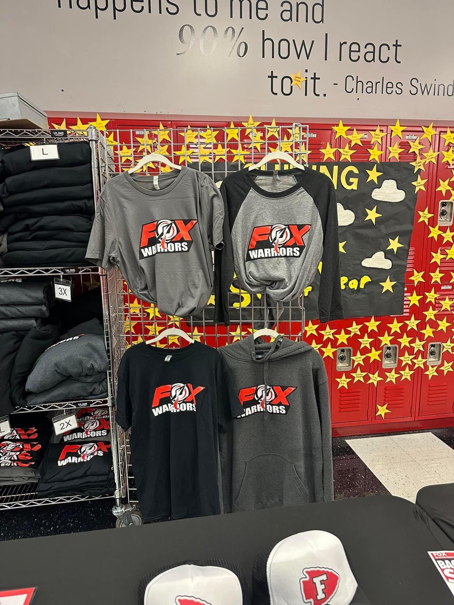 FHSParentsClub's tweet photo. Come see us for your warrior gear! Just outside the 300s office. 5:30 - 8 PM. 
#warriors #spiritwear https://t.co/DjyY80jenB