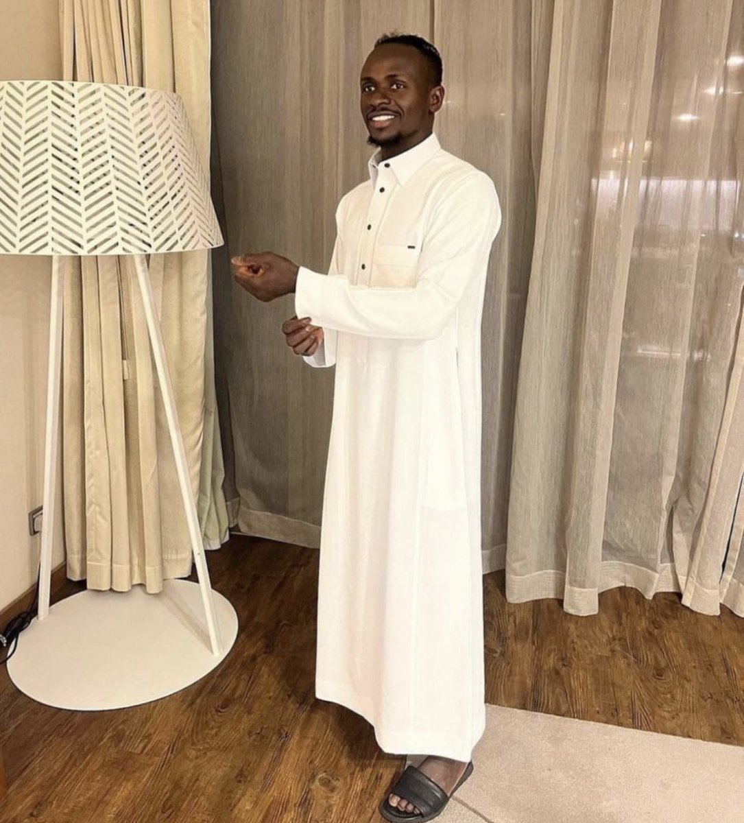 SadioMane10FP's tweet photo. 🙏🏾✨🙌🏾 https://t.co/r98J9ob0Ur