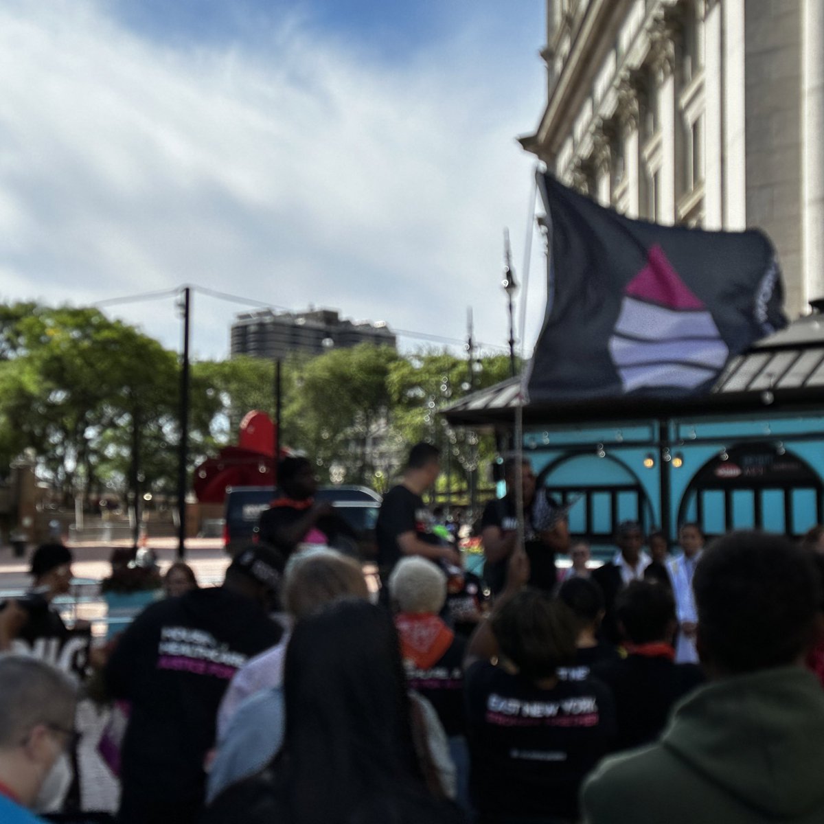 Advocates across #NYC are making strides in ending the #stigma that punishes #substanceusers.  

#HarmReduction programs and #OPCs are evidence-based methods to bring hope to those with struggle with #substanceuse. 

#IOADNYC #IOAD #NYC #EndOverdoses #EndStigma