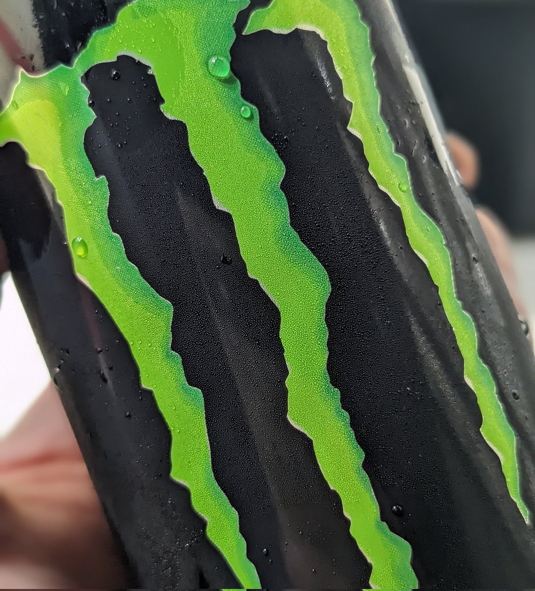 KamogawaEnergy's tweet photo. オアヨー😩
I'm just a human
but i become like a monster
#Rythmind
#おはよう https://t.co/SNagxOjkpC