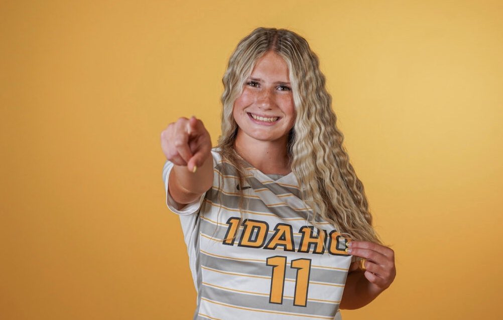 2025 Defensive Mid/Center Back Ashlyn Chase has committed to Idaho. 

Congrats <a href="/AshlynChase16/">Ashlyn Chase</a>!!!