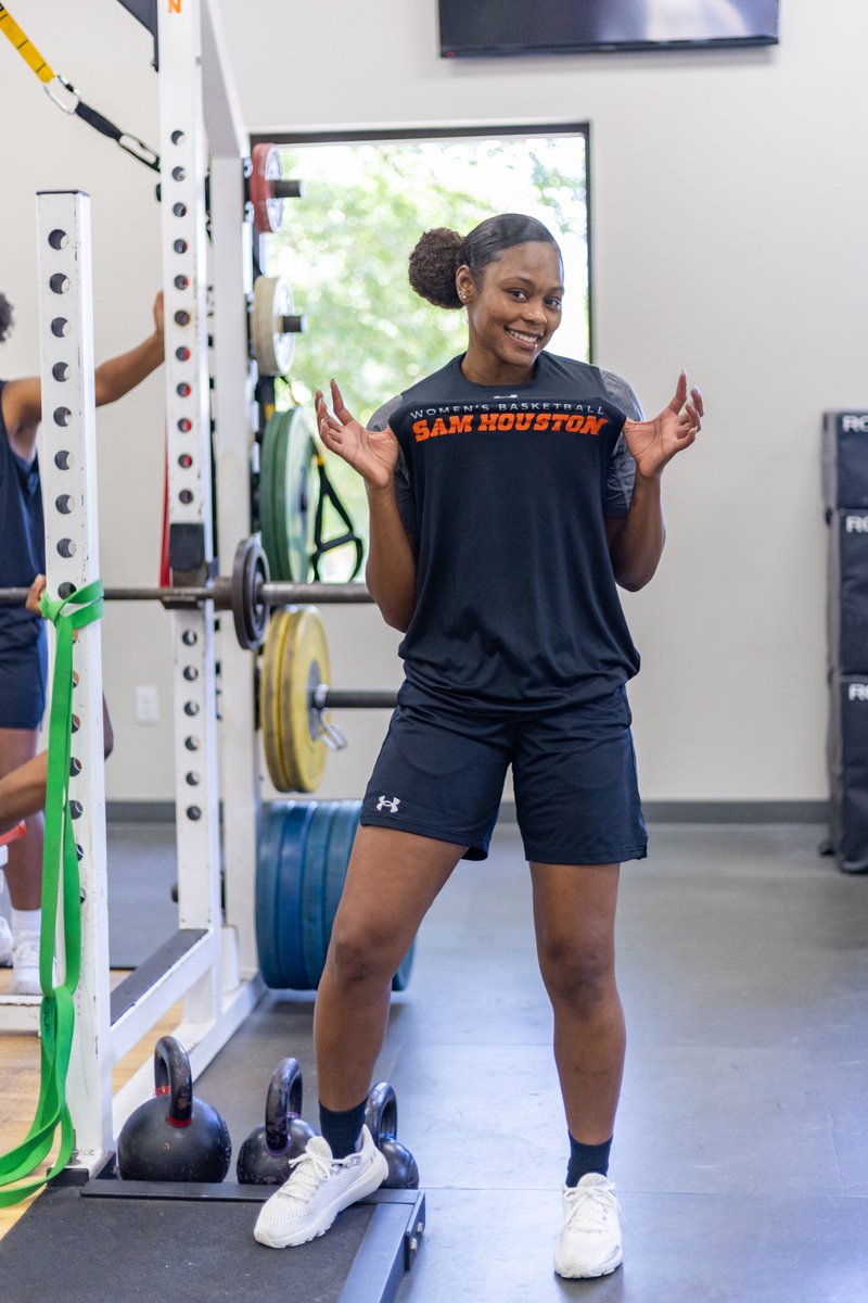 Bearkats_WBB's tweet photo. Feels great to be back! 📸🏀

#EatEmUpKats x #WinTheDay x #NoLimitsOnUs https://t.co/7tfcn6O0HT