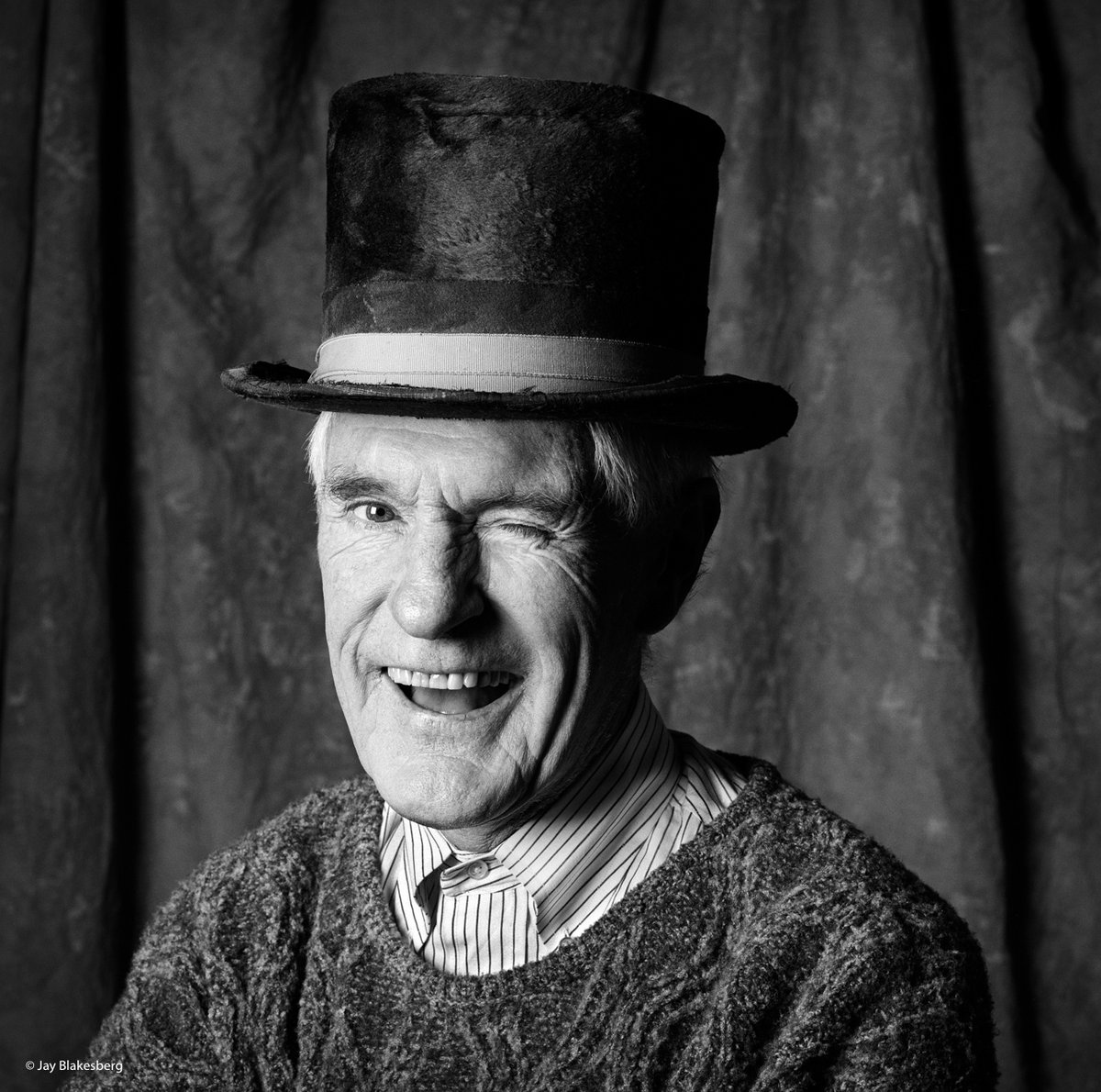 'RetroBlakesberg: The Music Never Stops', a photo exhibition featuring the work of <a href="/jayblakesberg/">Jay Blakesberg</a>, opens at @jewseum in San Francisco today and runs through January 28th, 2024.

Read more about the exhibition here: liveforlivemusic.com/news/jay-blake…