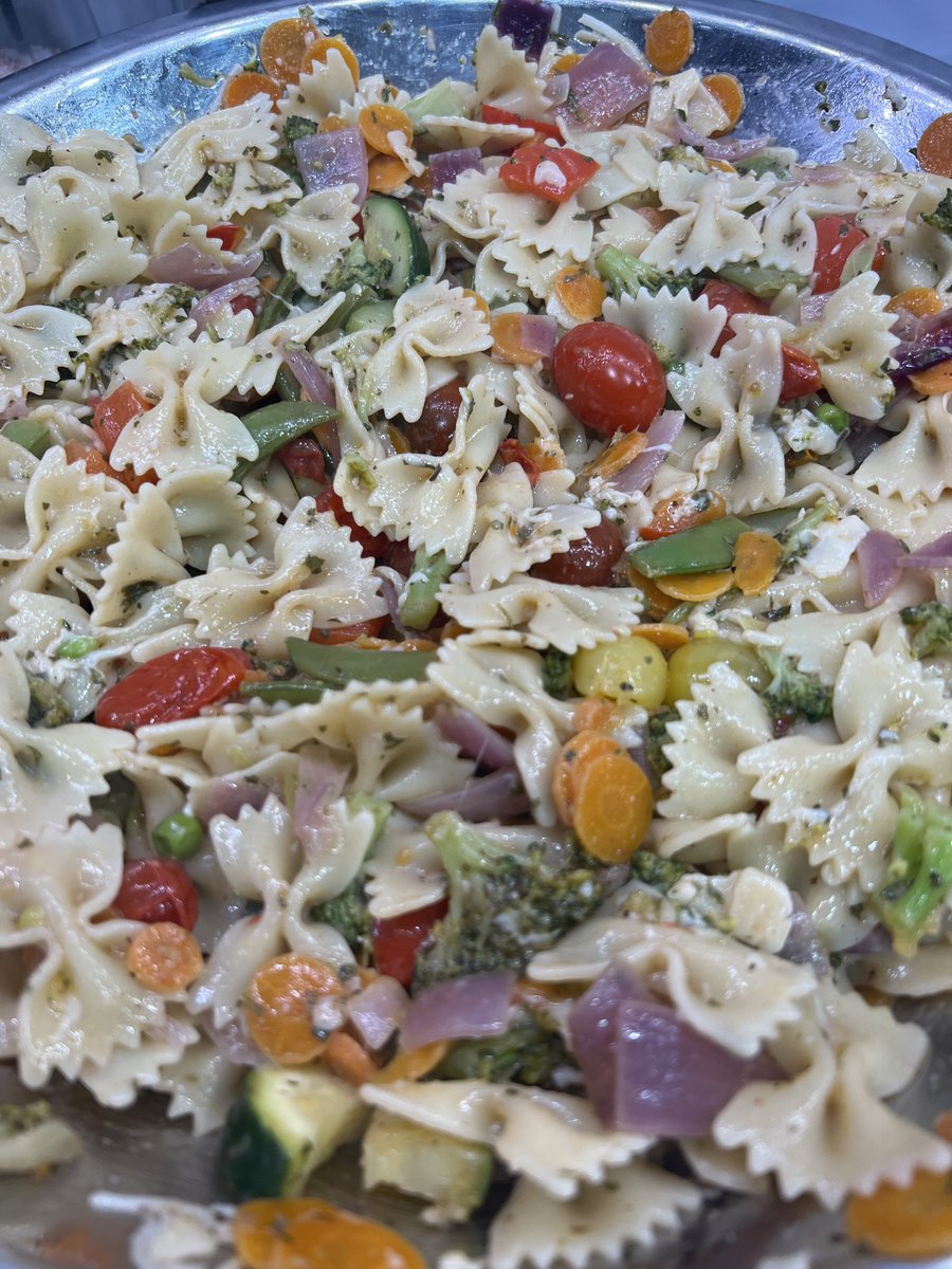 Shannon_Breezy1's tweet image. Pasta Primavera 
#Dinner 
#LoadsOfVeggies