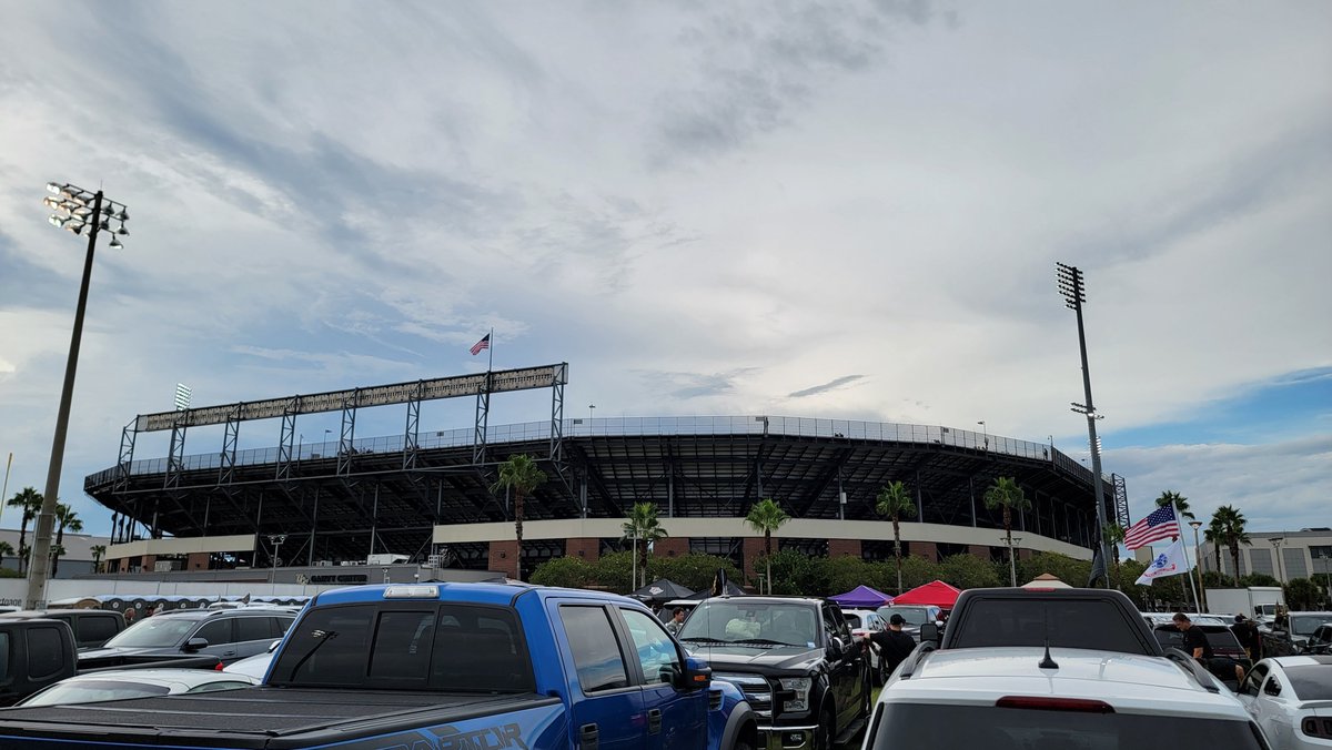 It's been a while Twitter peps. Fuck it, let's Bounce!!!
#UCF #XII #UCFKnights
<a href="/UCF/">UCF</a>