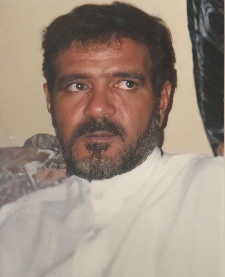 #رحمك_الله_ياأبي 
اللهم اجعل أبي سيدا من اسياد الجنة واجعل الحوض موردا له والرسول شافعا له واجعل ظلك ظلا له والسندس لباسا له اللهم امين.. اللهم ا ن أبي قد احسن الي منذ يوم ولادتي حتى يوم فراقه....اللهم بحق هذا الاحسان ارحمه واغفرله وادخله الجنة برحمتك يا ارحم الراحمين اللهم امين.