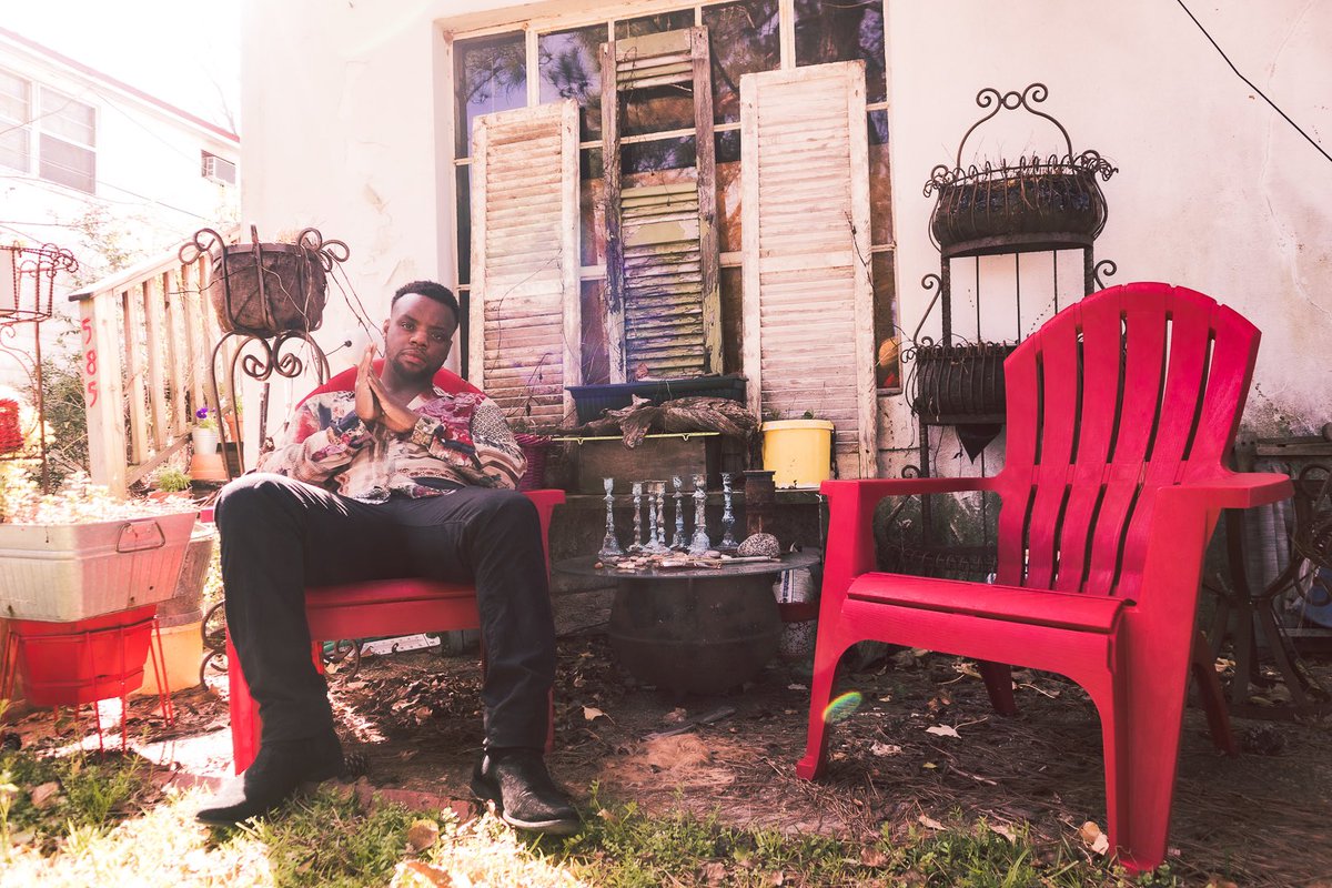 _TaBoris's tweet photo. Drop a pic of you that could be an album cover https://t.co/FBQ9SjRNSd