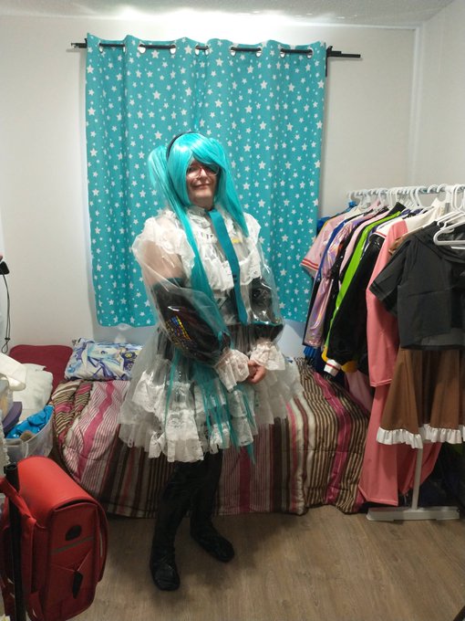 Hatsune Miku Birthday? Yay!  #pvc #cosplay #miku #miku16th #mikubday https://t.co/efjvazTFrX<a href="/tag/pvc"class="tags">#pvc</a><a href="/tag/cosplay"class="tags">#cosplay</a><a href="/tag/miku"class="tags">#miku</a><a href="/tag/miku16th"class="tags"><span>#miku16th</span></a><a href="/tag/mikubday"class="tags"><span>#mikubday</span></a>