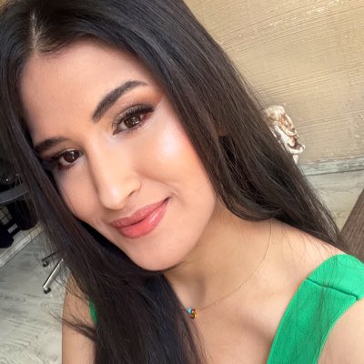 Simgesncr's tweet photo. #YeniProfilResmi https://t.co/PoyjJWHuVG