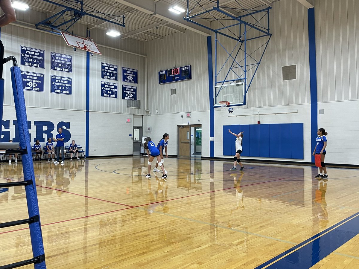 7th grade Tigers starting off the year with a little volleyball at home! <a href="/LeanderTigers/">Leander MS</a> <a href="/AthleticsLMS/">Leander Tiger Athletics</a>