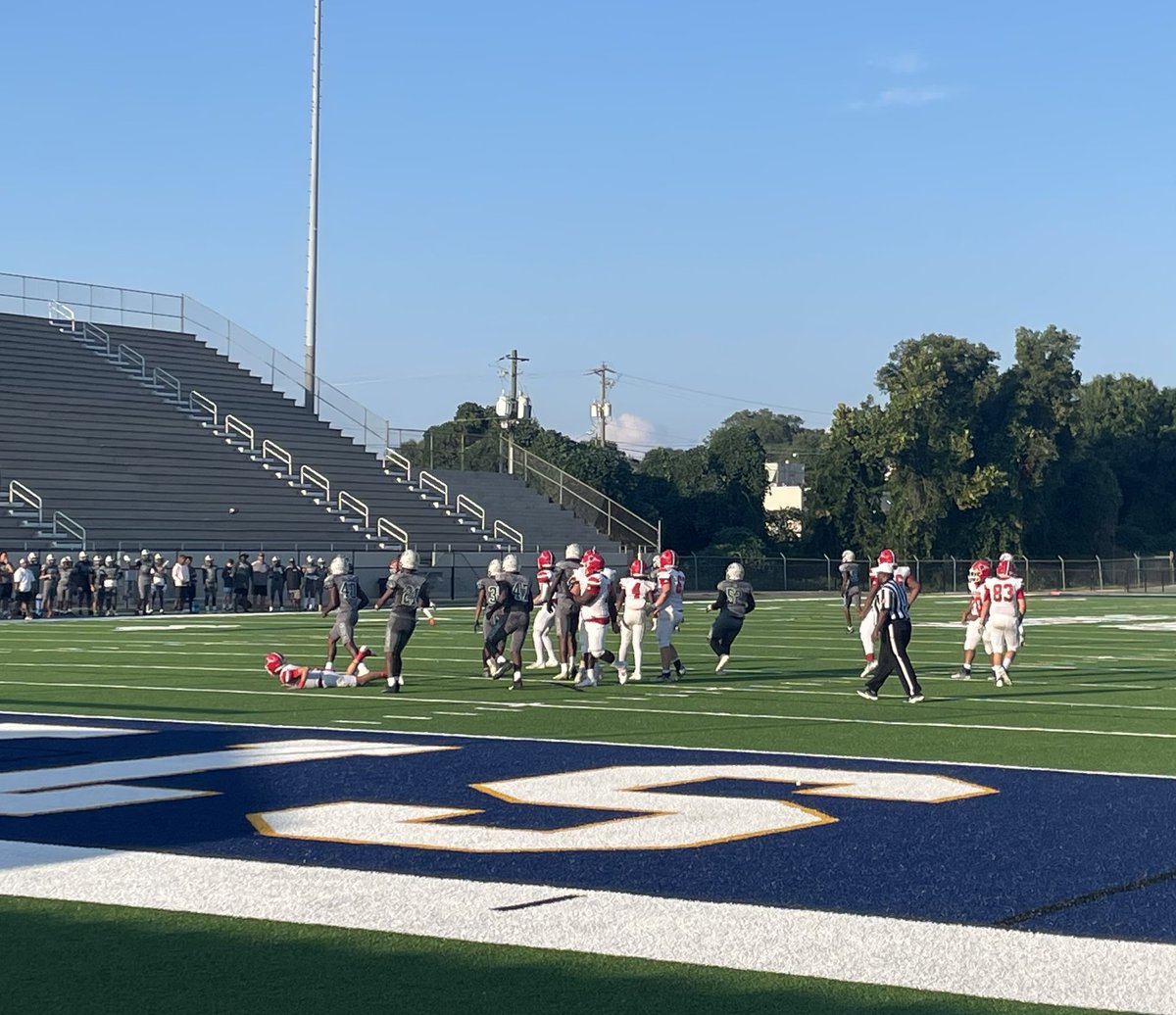 Everett_A_'s tweet image. It’s a beautiful day for JV football!  Let’s go @EastsideFB #NCSSWorkingTogether #NCSSBeTheBest