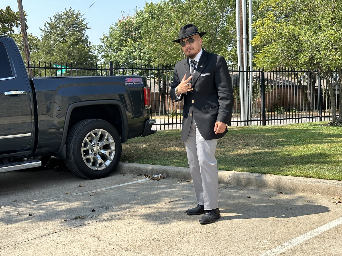 PhilTran22's tweet photo. It is Spirit Week at the high school and today is 1960s day. Fashion in the 1960s can be divided into early 1960s and late 1960s. My swag is definitely early 1960s. https://t.co/LrmVZTNlu5