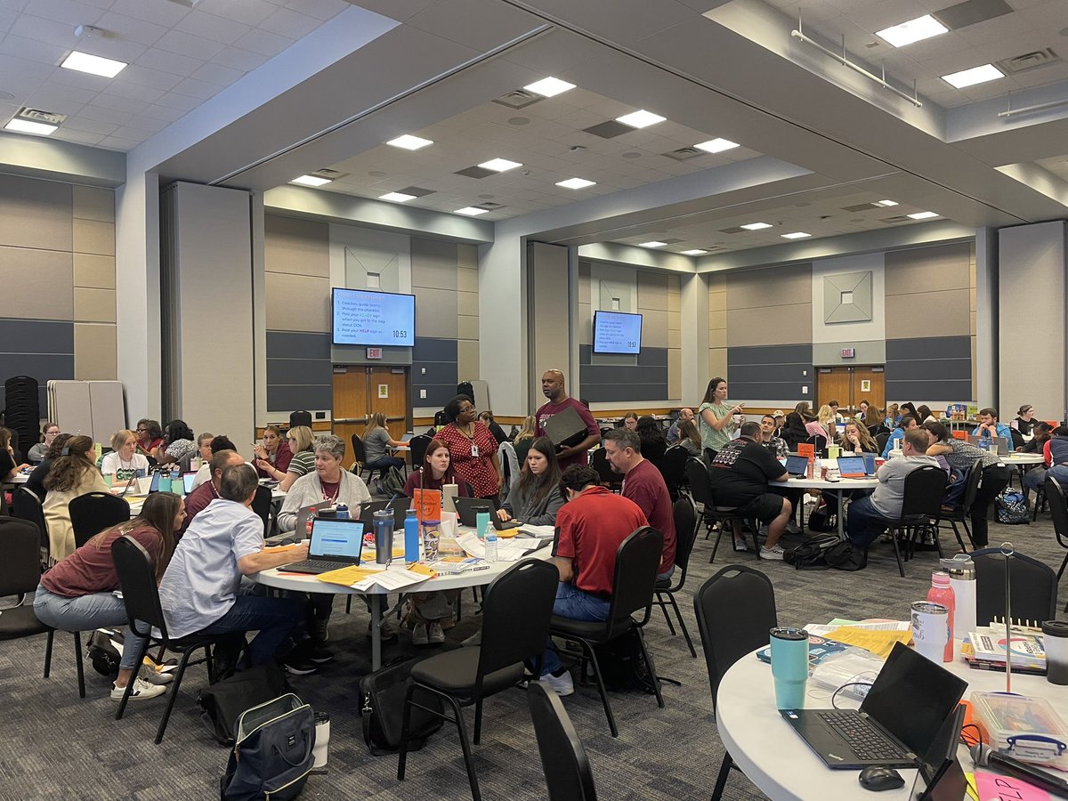 Alicia Bates tweet media