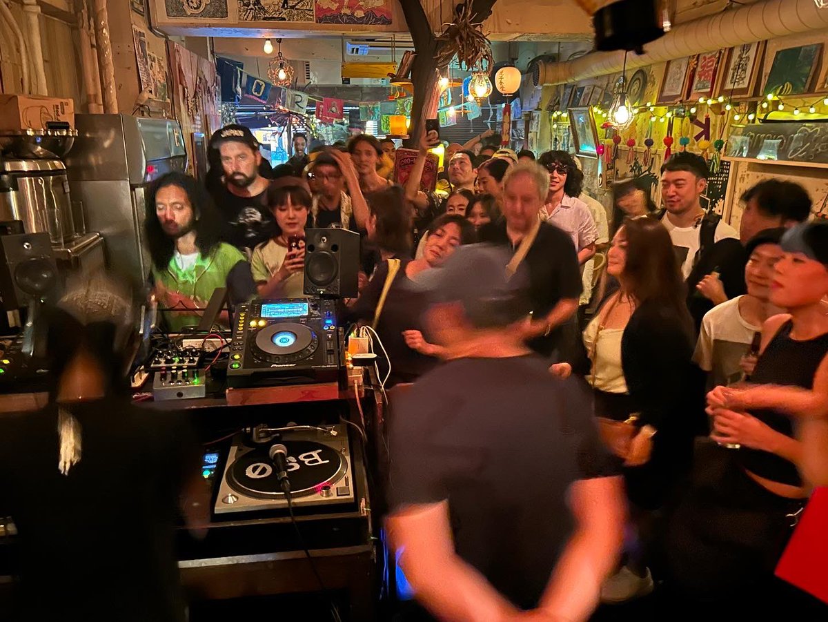 bs0xtra's tweet image. #thanksforcoming 
遅ればせながら、みなさん、たくさんのご来場ありがとうございました！

『BS0xtra at 虎子食堂』

次回開催もお楽しみに。。。
#BS0xtra #BS0