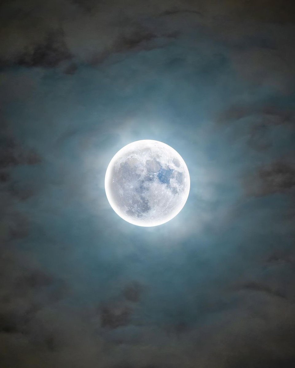 te dedico la superluna azul de agosto