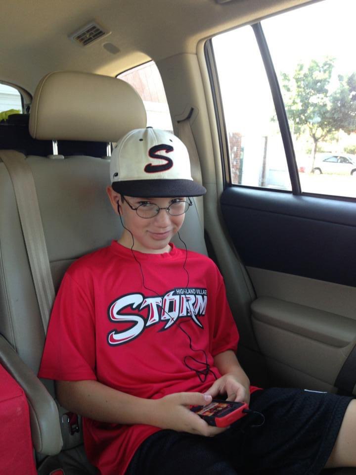 te_shaw's tweet photo. That smile! I see the same one every once in awhile now! I sure love @OwenShaw882! β€οΈβΎοΈβ€οΈ #Stormbaseball https://t.co/JqXWirHUQS