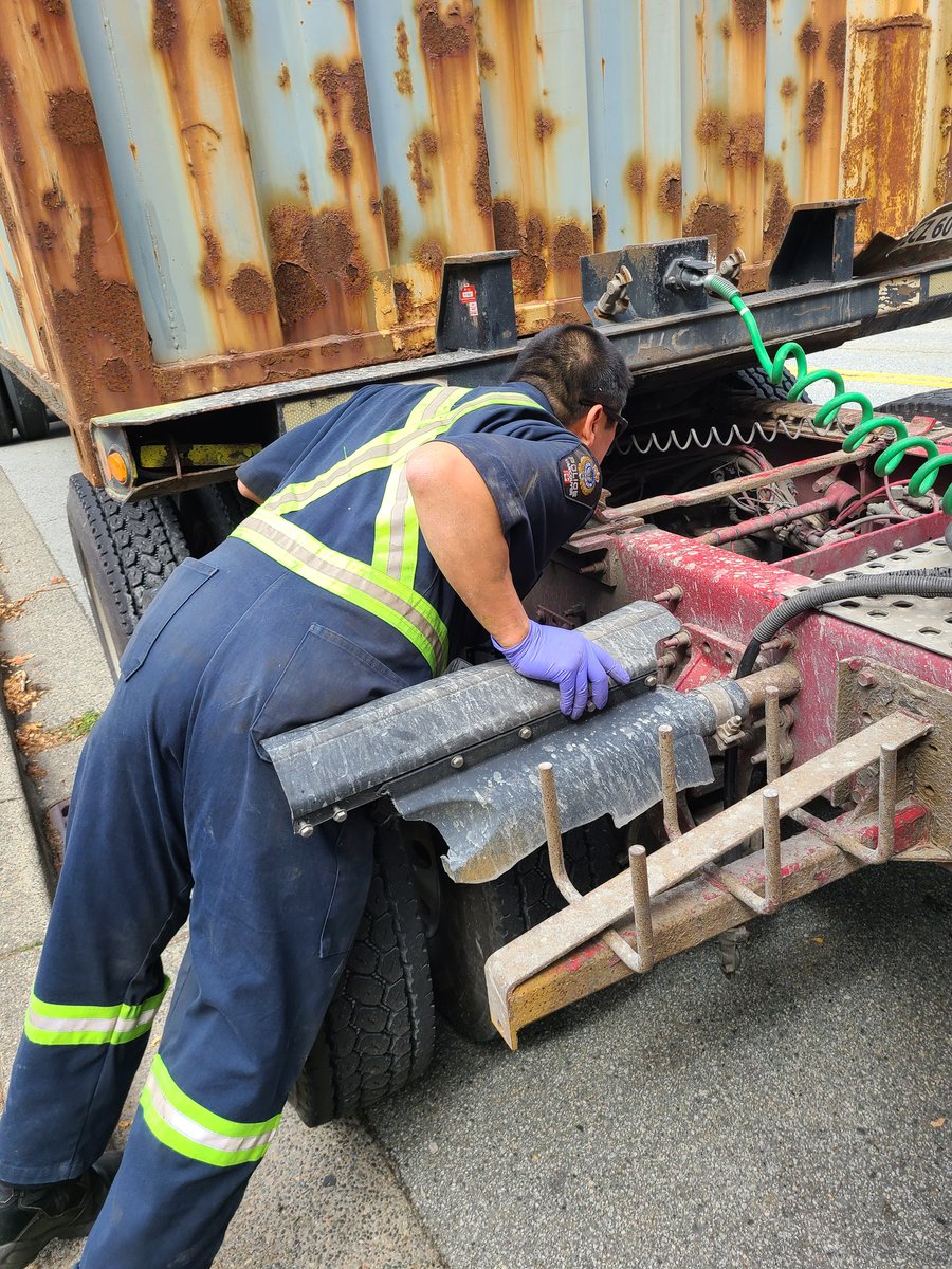 BurnabyRCMP's tweet image. Over the past two days, we have been working with our #LMDCVE partners in #Burnaby. We inspected a total of 80 🚛 and placed 51 🚚 #outofservice identifying 201 violations with 93 tickets issued to drivers #RoadSafety #CMVSafety