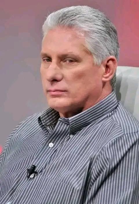 Pronta recuperación Presidente <a href="/DiazCanelB/">Miguel Díaz-Canel Bermúdez</a> ,recuerde que usted nos guía , arriba que junto a su ejemplo le ponemos a la #PatriaManosYCorazón .
Te queremos .....
Arriba jefe usted un Caguairán .