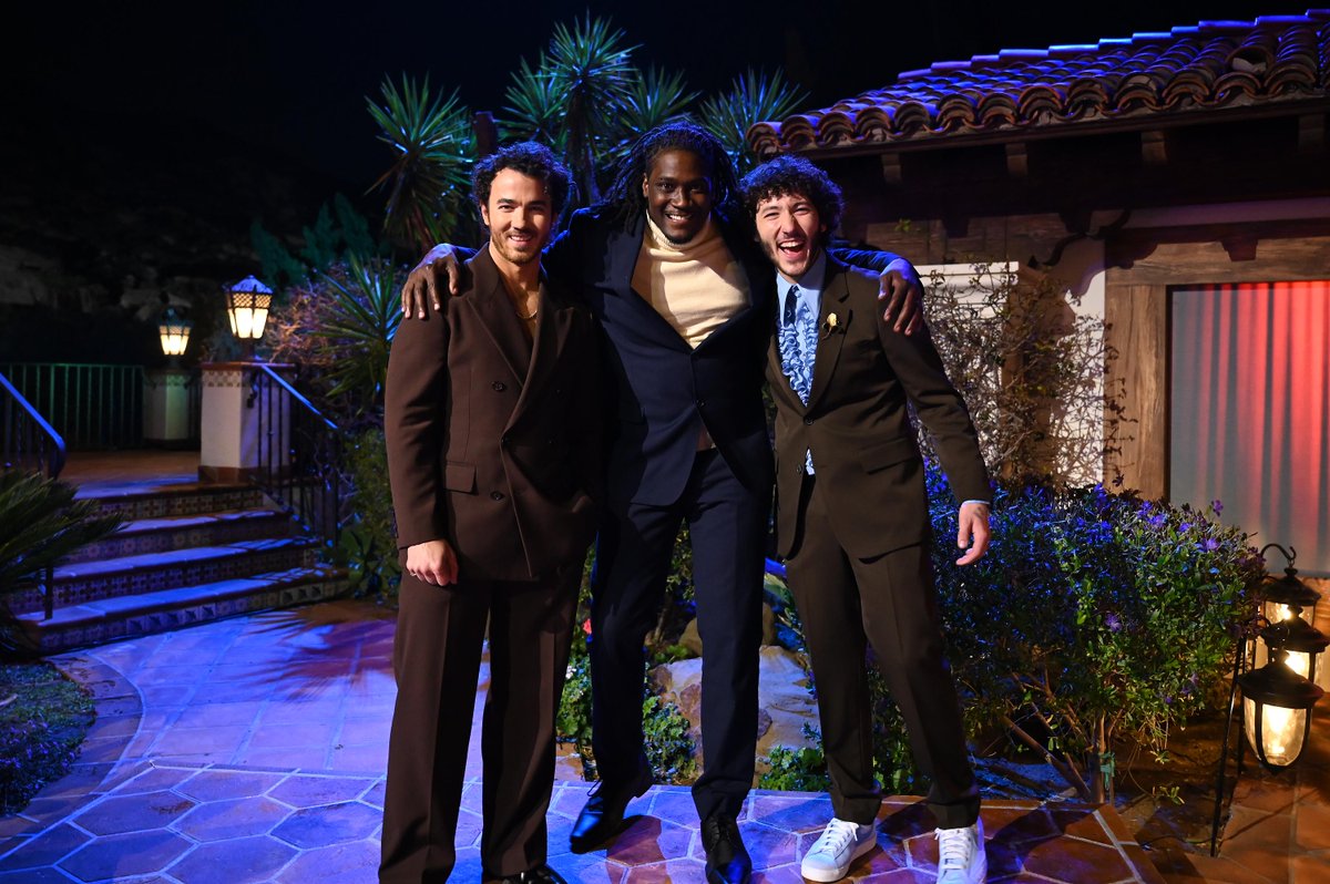 Can't stop won't stop celebrating 🎉 Stream #ClaimtoFame on Hulu!