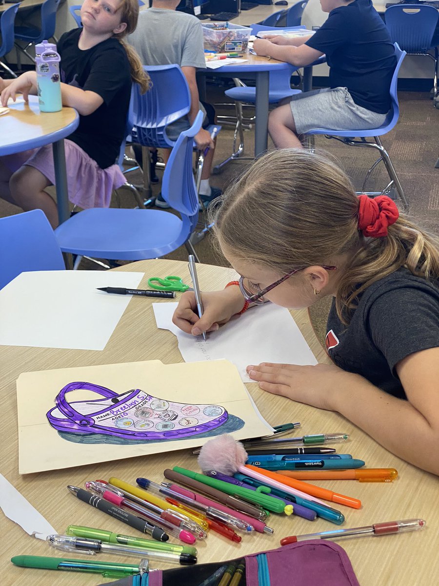 PimaSchoolSup's tweet photo. Marianne Landrith, Director of our GiftED Program, visited Mrs. Roark’s REACH class today! We love seeing the fun and creative ways our educators are empowering and inspiring our students! #GiftED #azgifted #PCSSprograms @thesuperteacher @AmphiSchools @PimaGiftED @GiftedAZ https://t.co/N3XT6FzQFQ