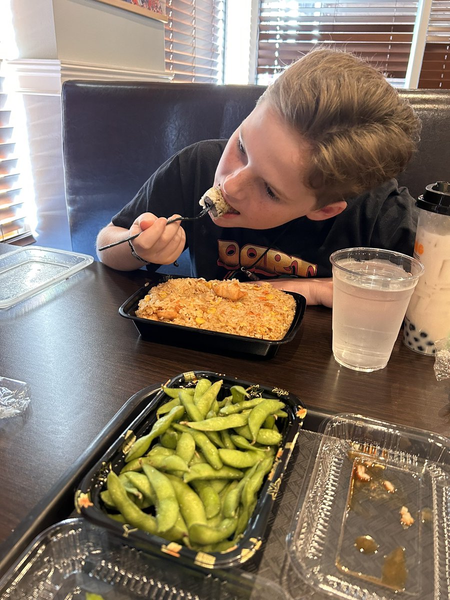 Genna Cajio tweet media