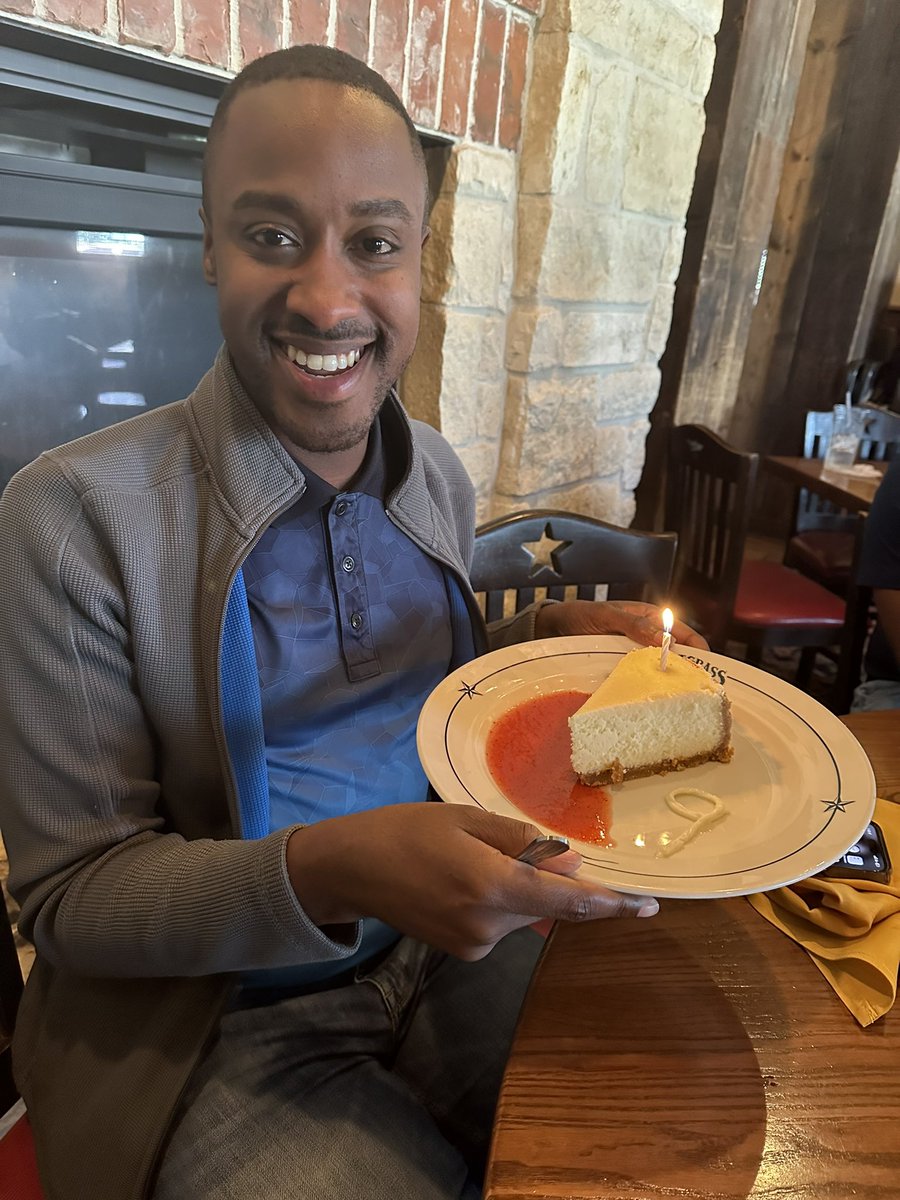 Angela Cañas tweet media