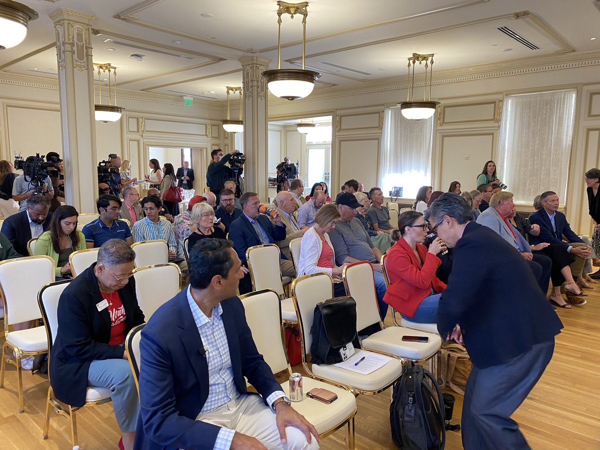 ZeynepKaripard2's tweet photo. @uutah named @EbooPatel #impactscholar 
next 2 years. Thrilled to see all the support of  @GovCox @LGHendersonUtah @MAVillarrealEDI 
on this partnership and how this will contribute diverse democracy in Utah. 
 @interfaithusa 
@KemGardnerInst 
@ehiorg 
@InterfaithSLIR 
@znjamal https://t.co/jZClQsNxoX