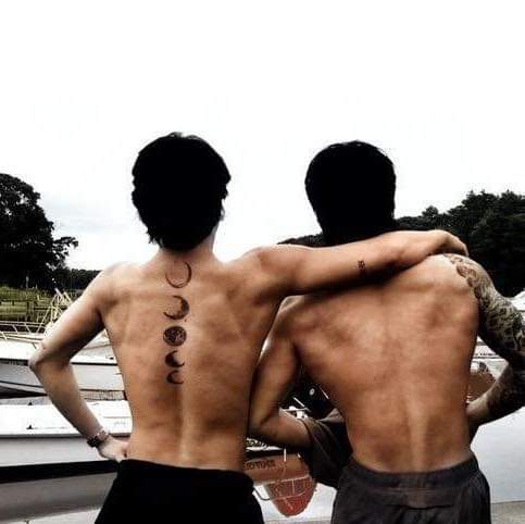 ตื่นเช้ามาเจอแบบนี้...กรี๊ดบ้านแตก  ตอนแรกคิดว่าภาพตัดต่อแต่ไม่ใช่เขาลงเองงงง...จีมินไม่เคยทำให้ผิดหวังจริงๆๆ  Happy birth day JK 🐥🐰 #kookmin #HappyBirthdayJungkook