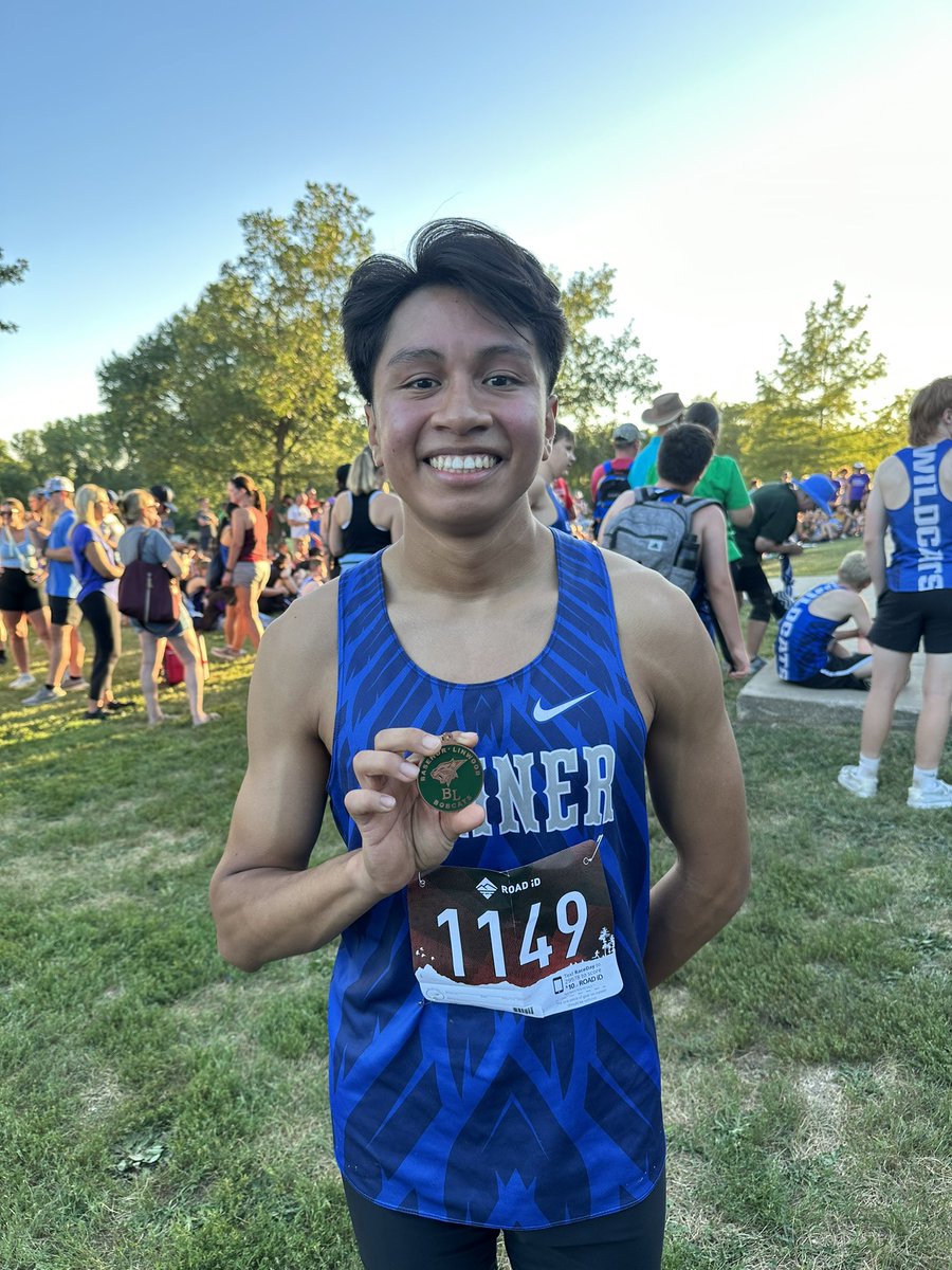cross_sumner's tweet photo. First XC meet ever &amp; he finish 18th to medal. Keep your eyes open for this kid. Great job Uriel! @kckps_sumner @kckschools https://t.co/HIKpBDmK63