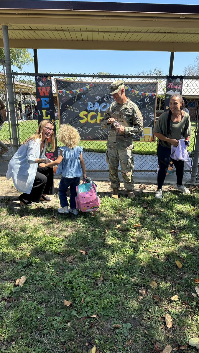 nlmusd's tweet photo. Dulles kindergartner London got a special surprise at dismissal today as her dad David, a SFC of the United States Army National Guard, returned from his deployment to surprise her!

Great to see the family reunited. Have fun with dad London!

#NLMUnified https://t.co/uAxiEgrOjq