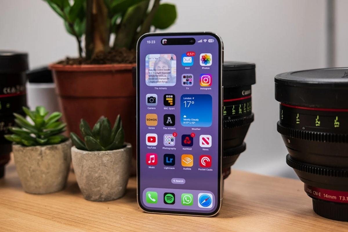 📱 Unveiling the future with the #IPHONE15 in 2023! 🚀 Experience cutting-edge technology like never before. Stay ahead of the curve. 🌟 #Apple2023 #iPhone15