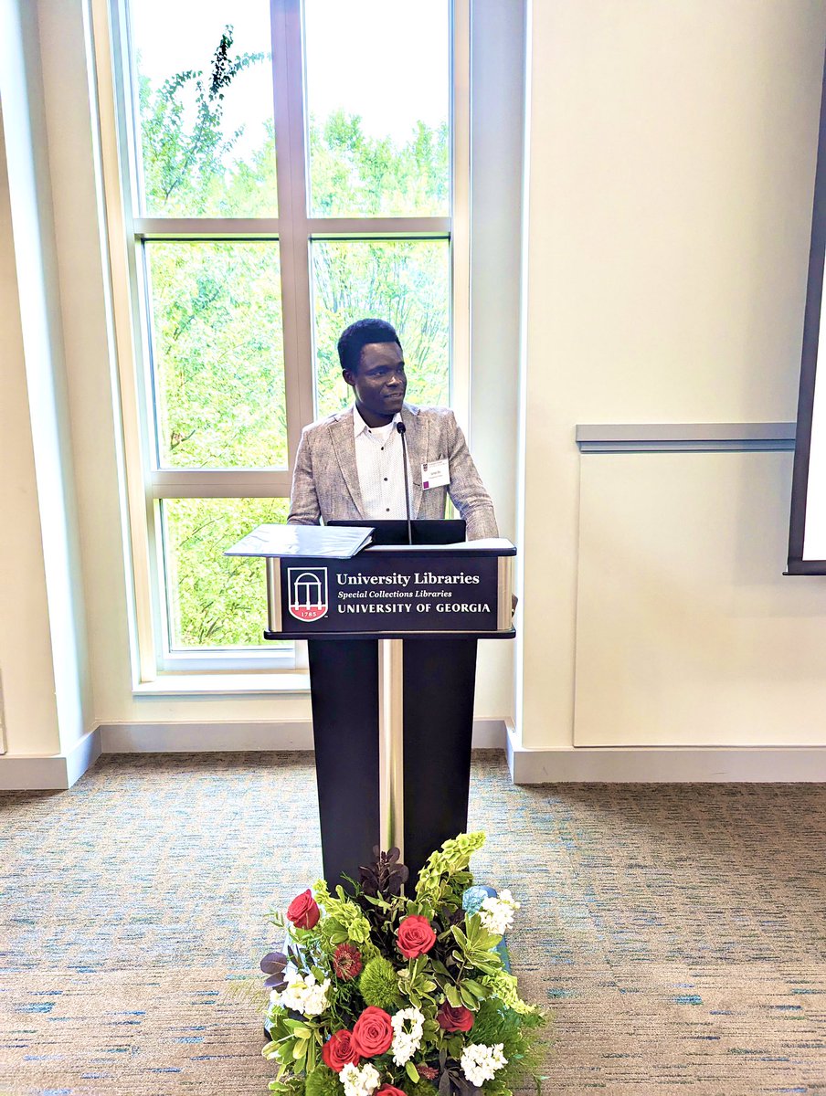 onijp_speaks's tweet photo. I’m thrilled to have been honored with the prestigious Presidential Fellow Award from @universityofga. I want to thank @UGAEcology for nominating me &amp; @atstrauss for his unwavering support &amp; belief in my potential. Thank you all. Let’s look forward to the future with enthusiasm! https://t.co/yw9ZGXUVH5